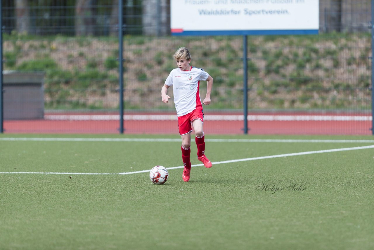 Bild 77 - mCJ Walddoerfer 2 - Farmsen 2 : Ergebnis: 3:1